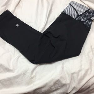 Lululemon cropped leggings